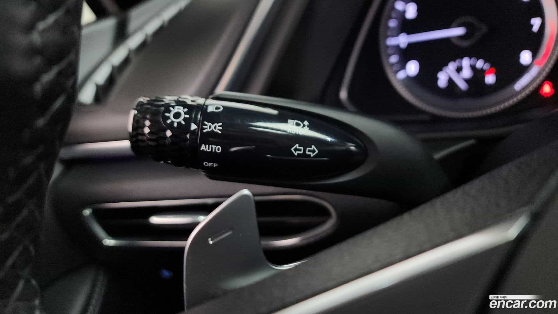 Sonata Hyundai 2022.8-OPTION-018