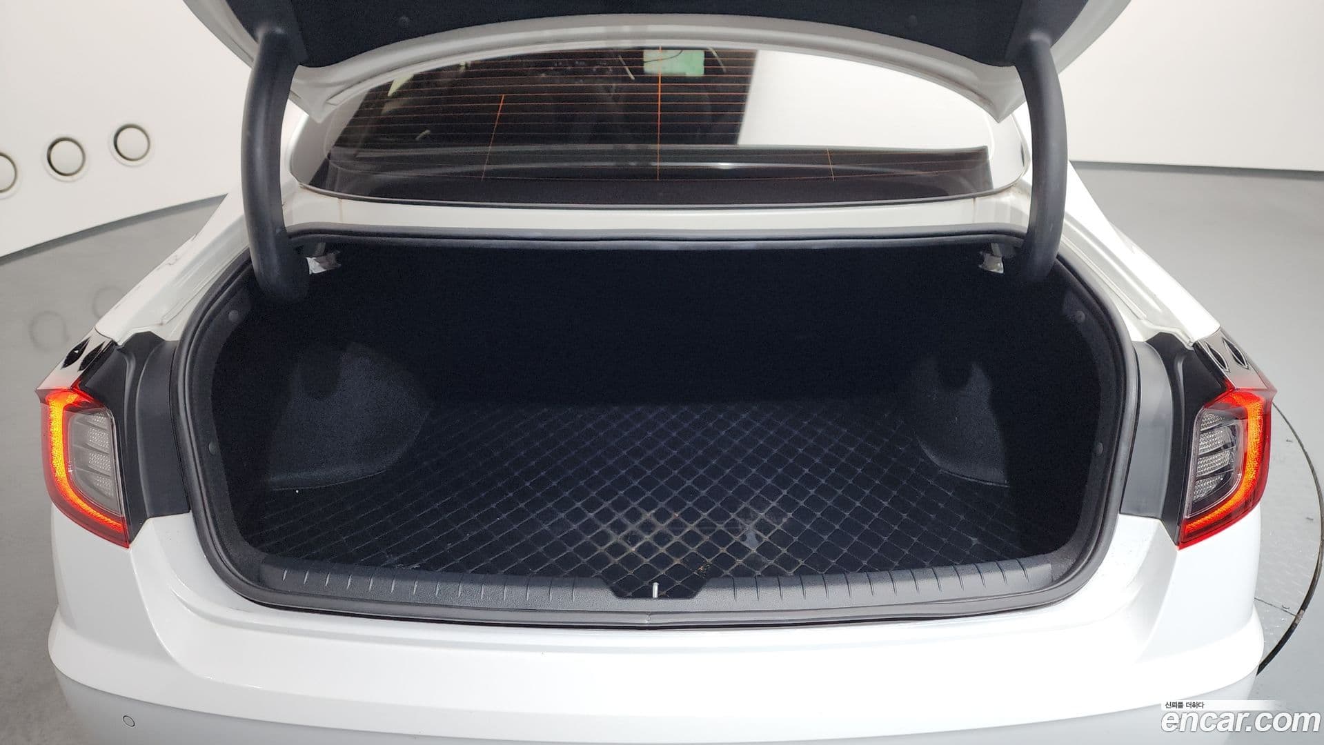 Main__Slider__Photo:Sonata Hyundai 2022.8-19