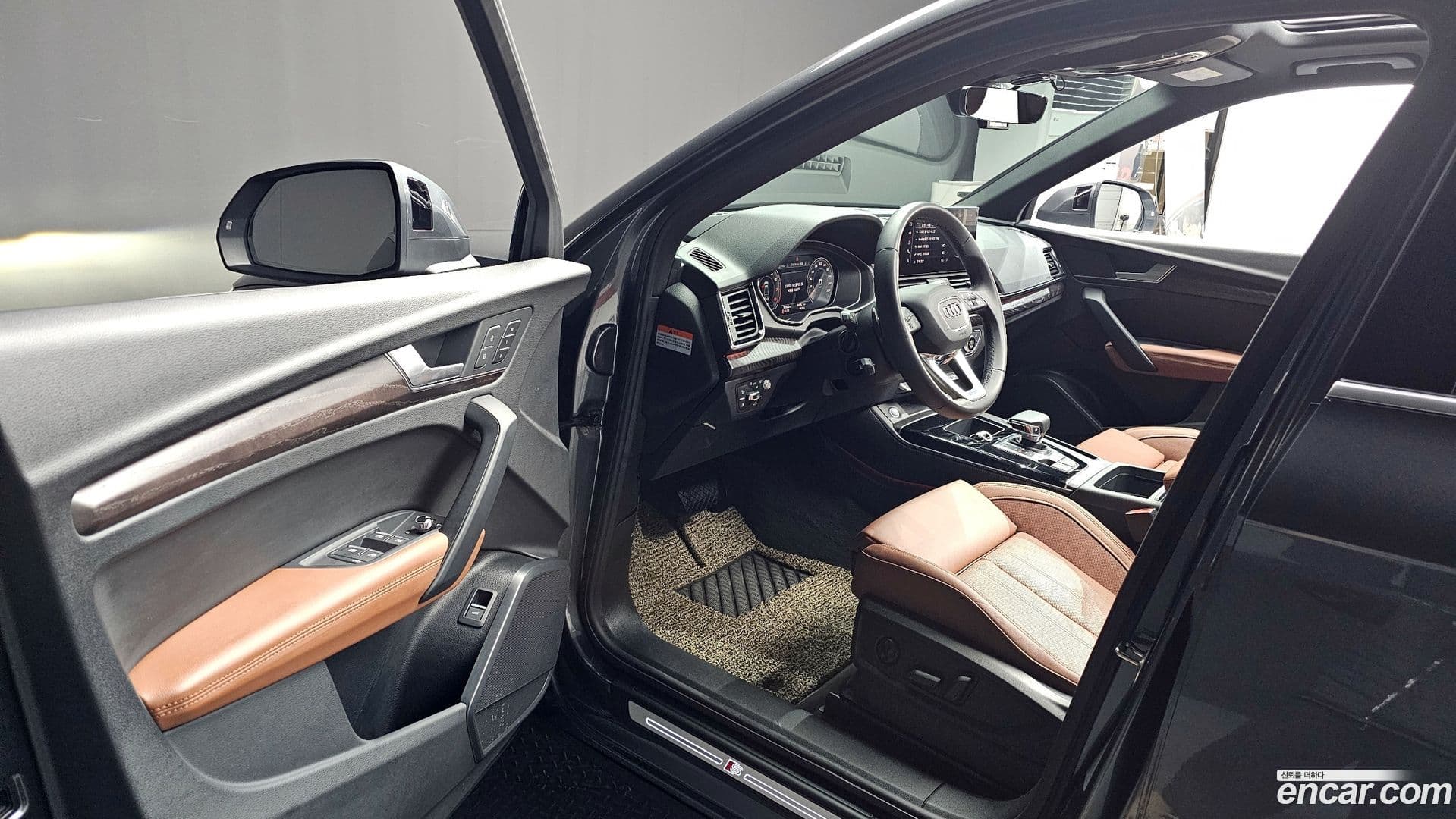 Main__Slider__Photo:Q5 Audi 2023.6-9