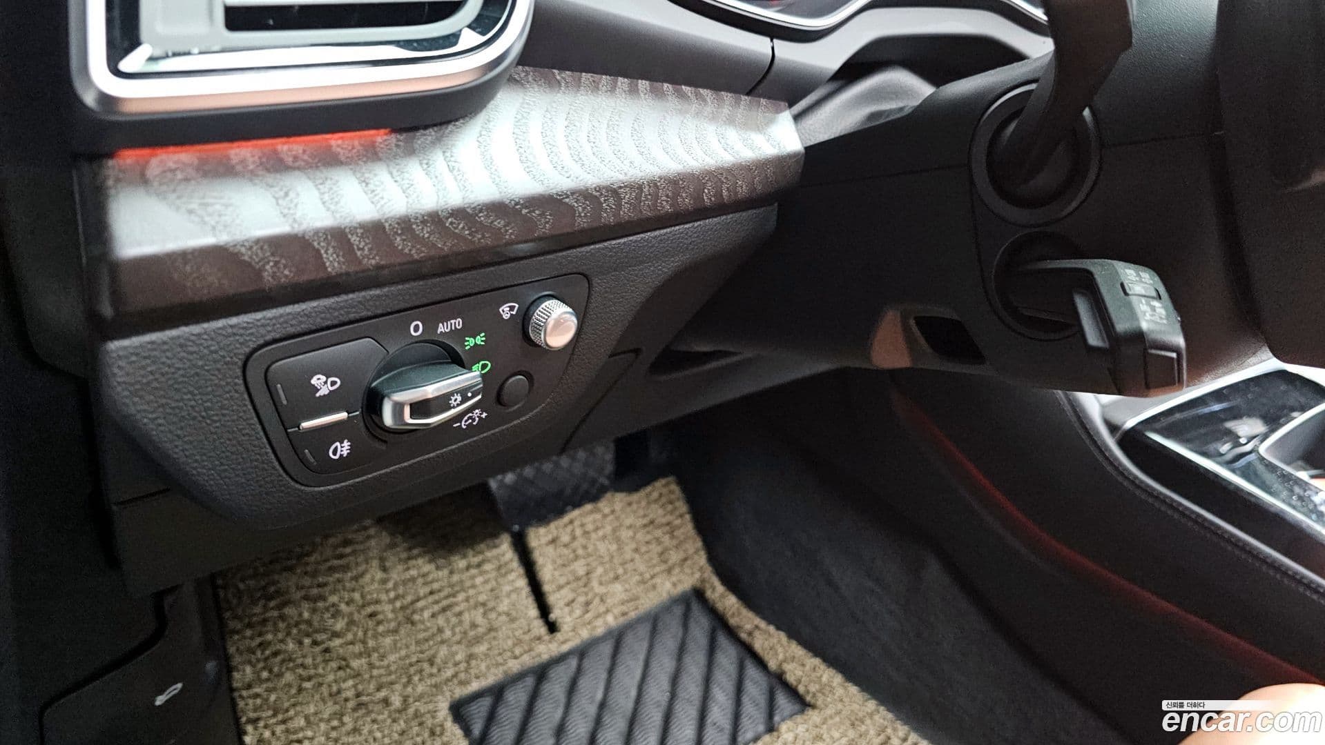 Main__Slider__Photo:Q5 Audi 2023.6-13