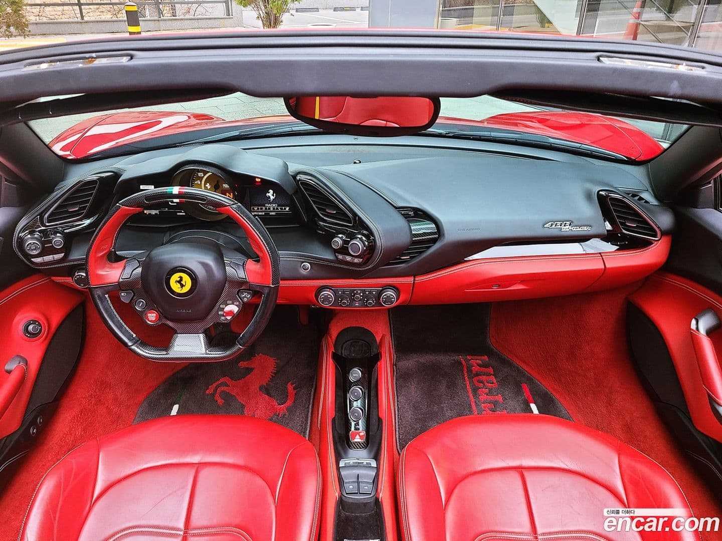 Main__Slider__Photo:488 Ferrari 2016.7-5