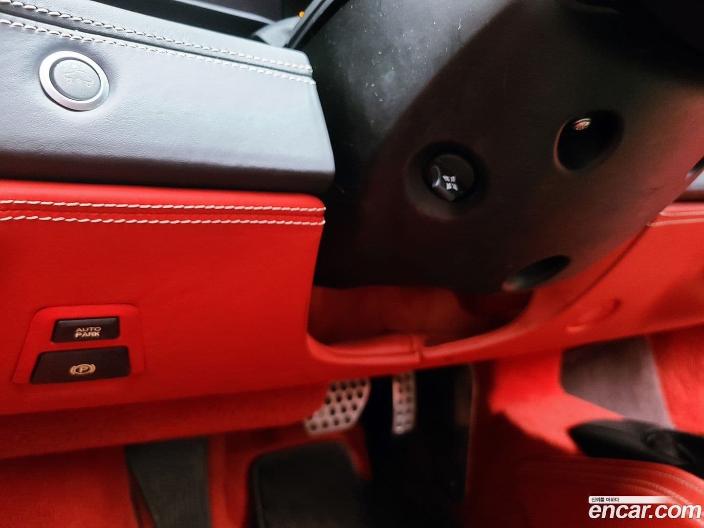 Main__Slider__Photo:488 Ferrari 2016.7-14