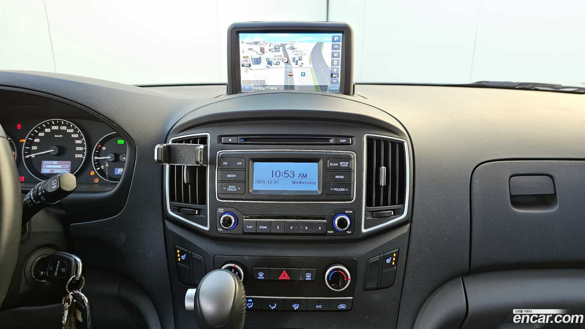 Starex Hyundai 2020.8-OPTION-019