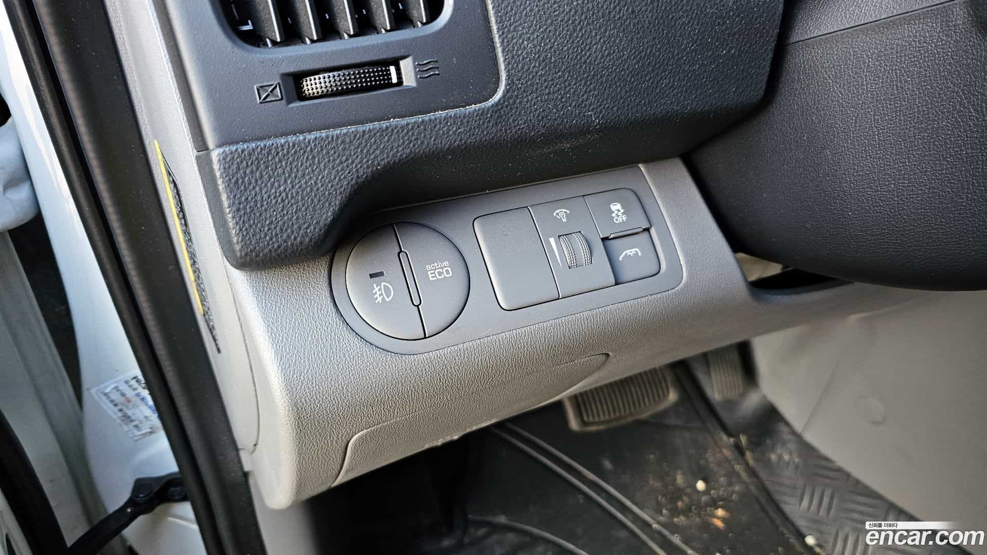 Starex Hyundai 2020.8-OPTION-023