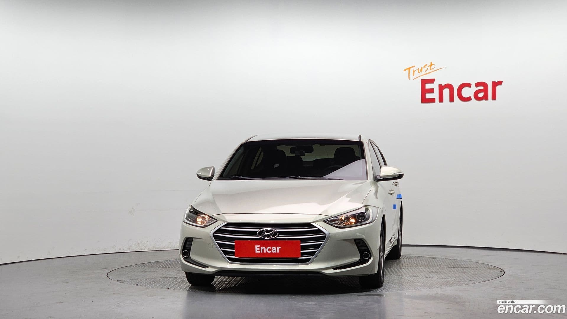 Main__Slider__Photo:AVANTE Hyundai 2015.10-2