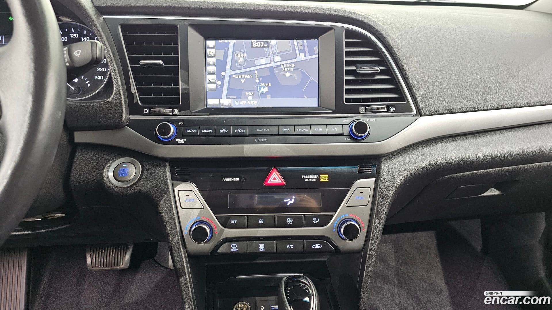 Main__Slider__Photo:AVANTE Hyundai 2015.10-14