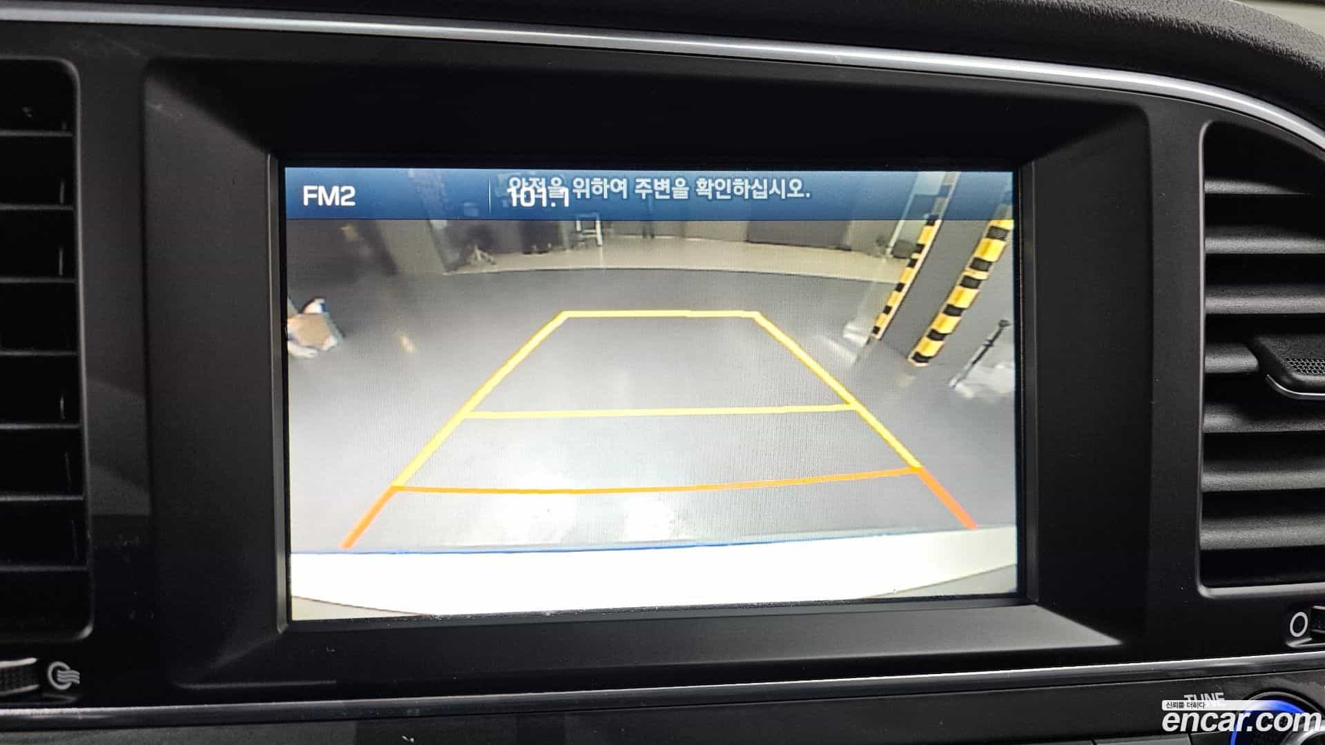 AVANTE Hyundai 2015.10-OPTION-020