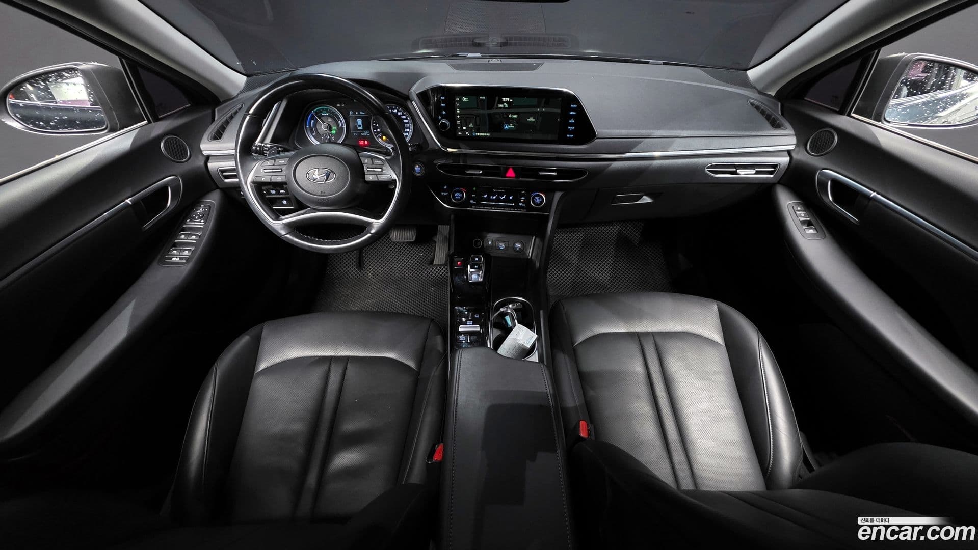 Main__Slider__Photo:Sonata Hyundai 2020.10-6