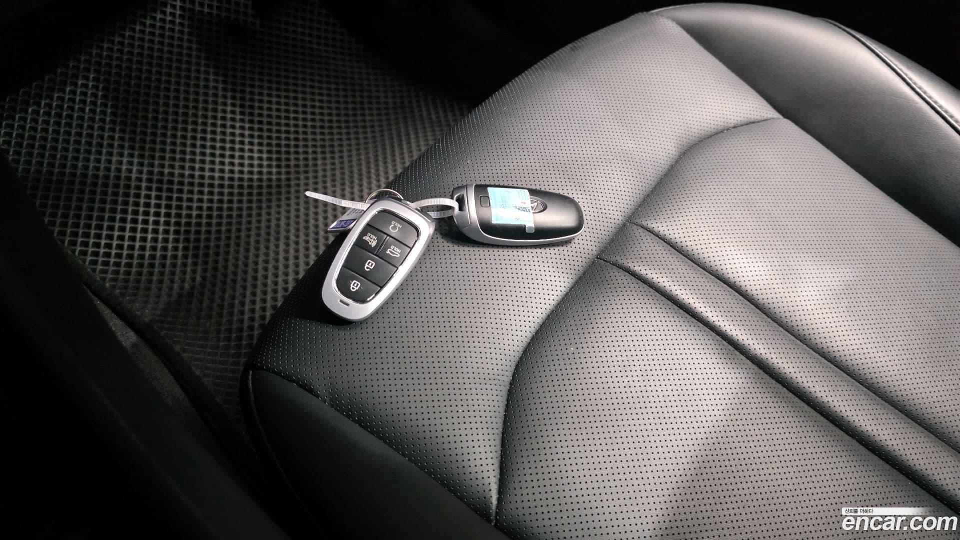 Main__Slider__Photo:Sonata Hyundai 2020.10-18