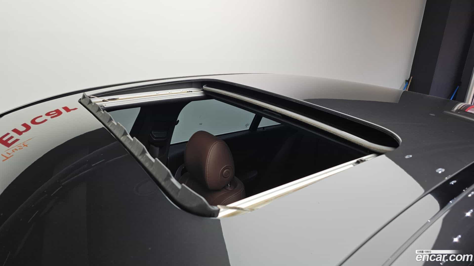 E-Class Mercedes-Benz 2021.4-OPTION-019