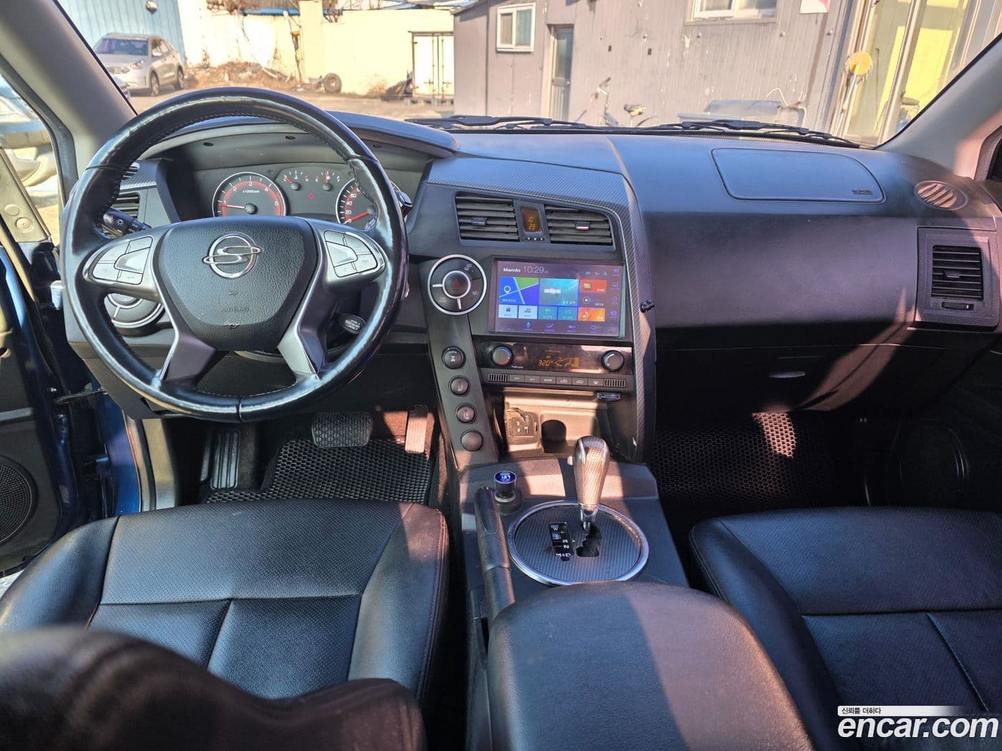 Main__Slider__Photo:KORANDO KG_Mobility_Ssangyong 2015.11-9