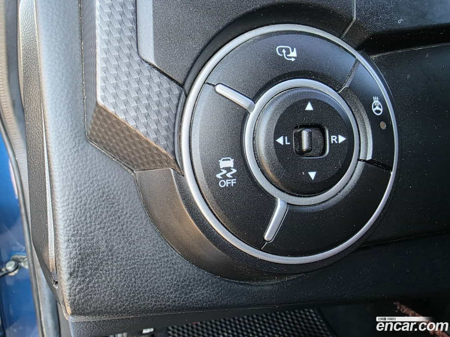 KORANDO KG_Mobility_Ssangyong 2015.11-OPTION-015