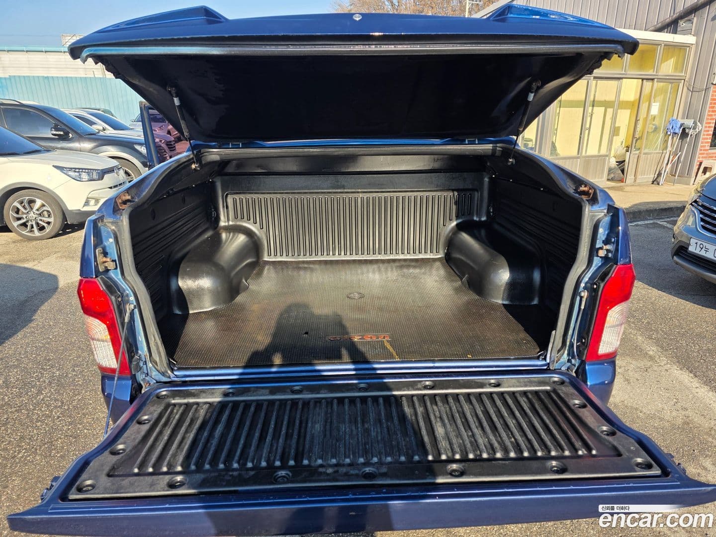 Main__Slider__Photo:KORANDO KG_Mobility_Ssangyong 2015.11-16