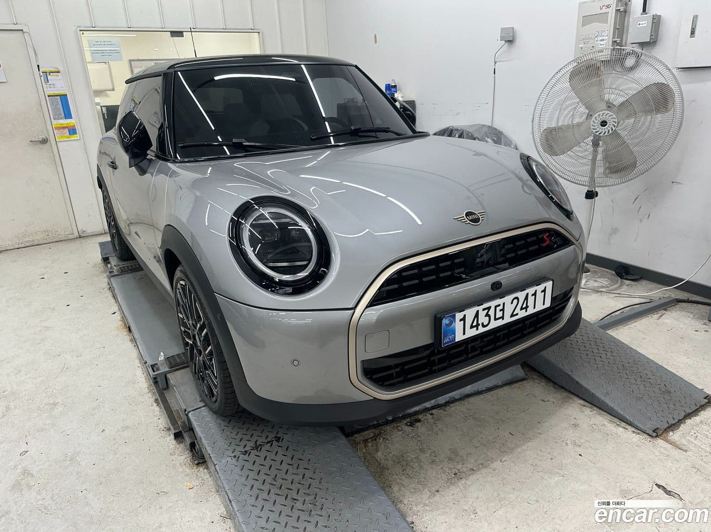 Main__Slider__Photo:Cooper Mini 2024.9-0