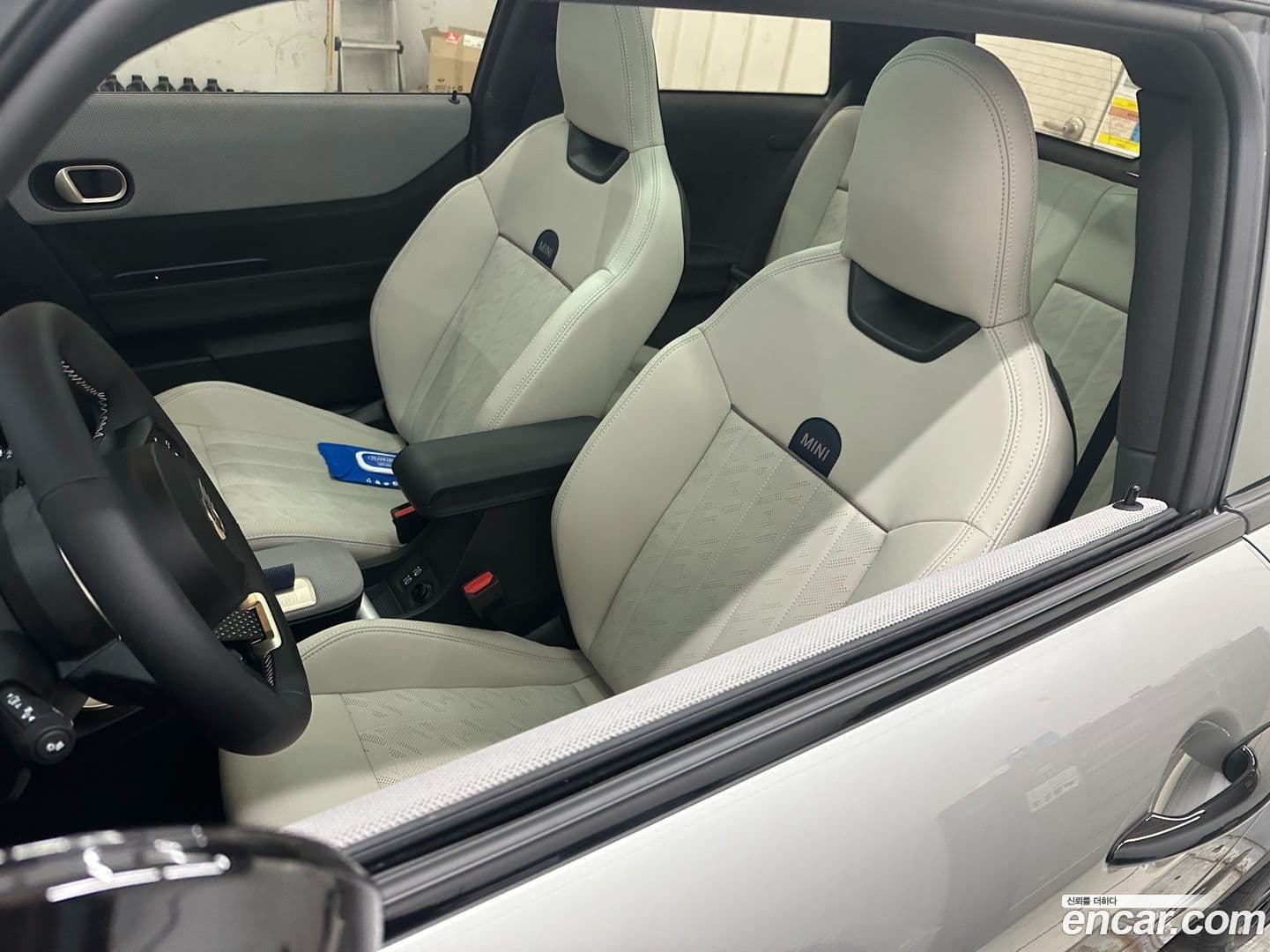 Main__Slider__Photo:Cooper Mini 2024.9-1