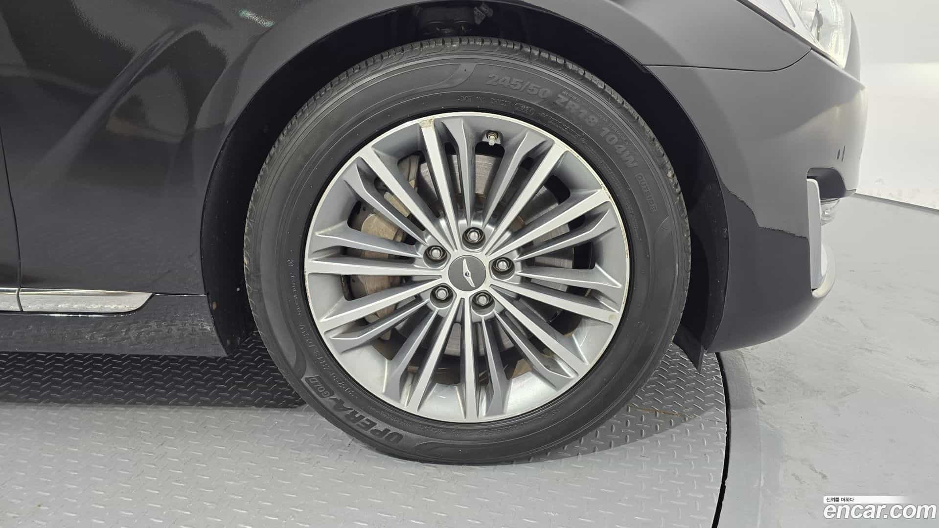 EQ900 Genesis 2017.6-OUTER-005