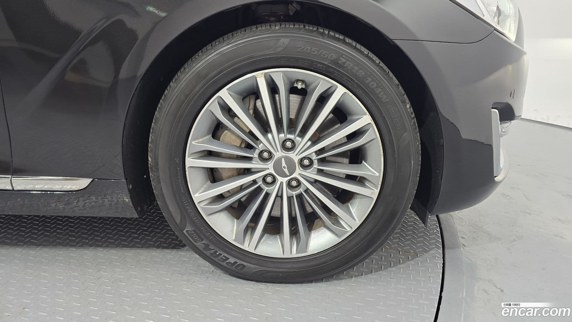 Main__Slider__Photo:EQ900 Genesis 2017.6-4