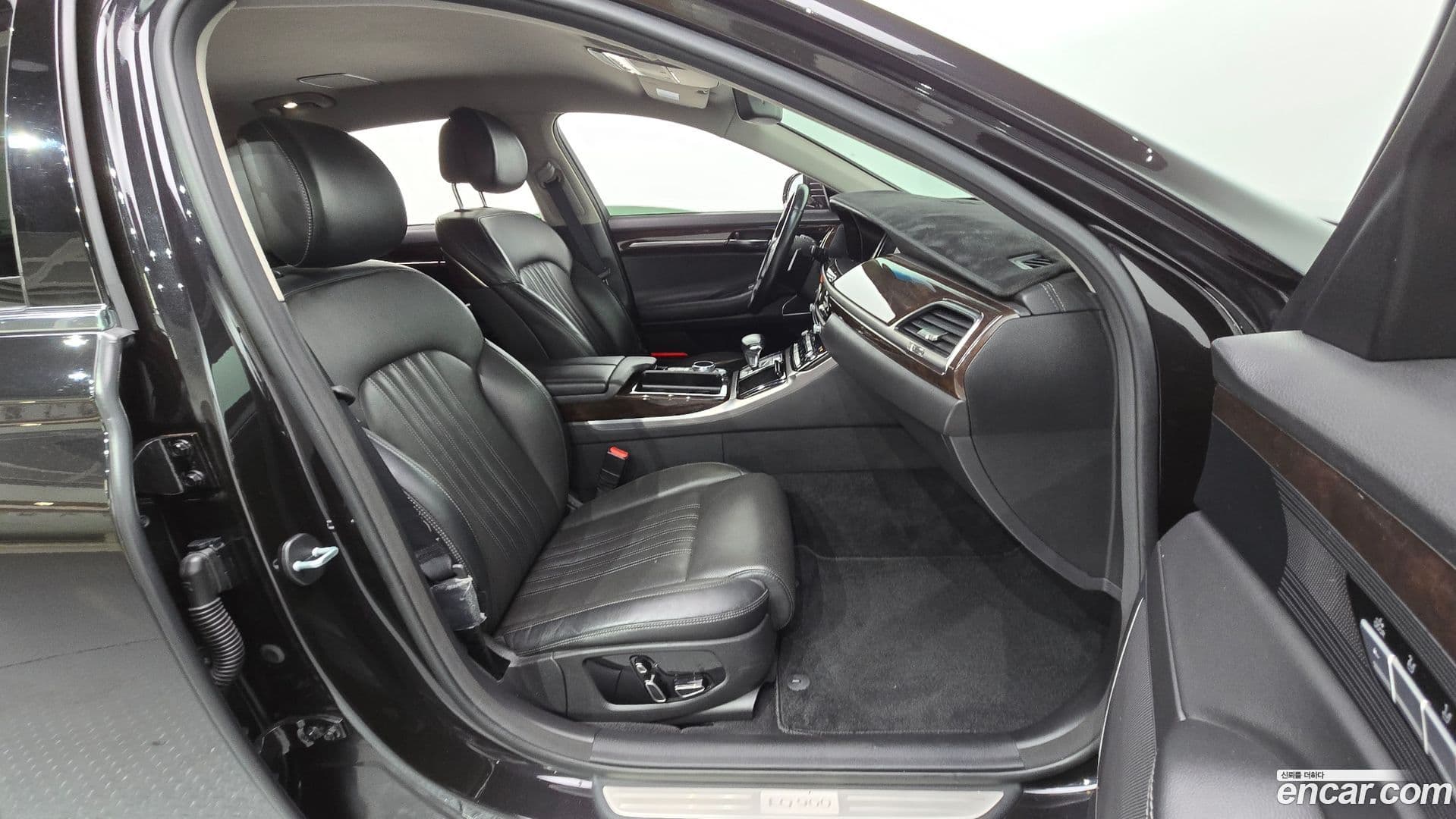 Main__Slider__Photo:EQ900 Genesis 2017.6-10