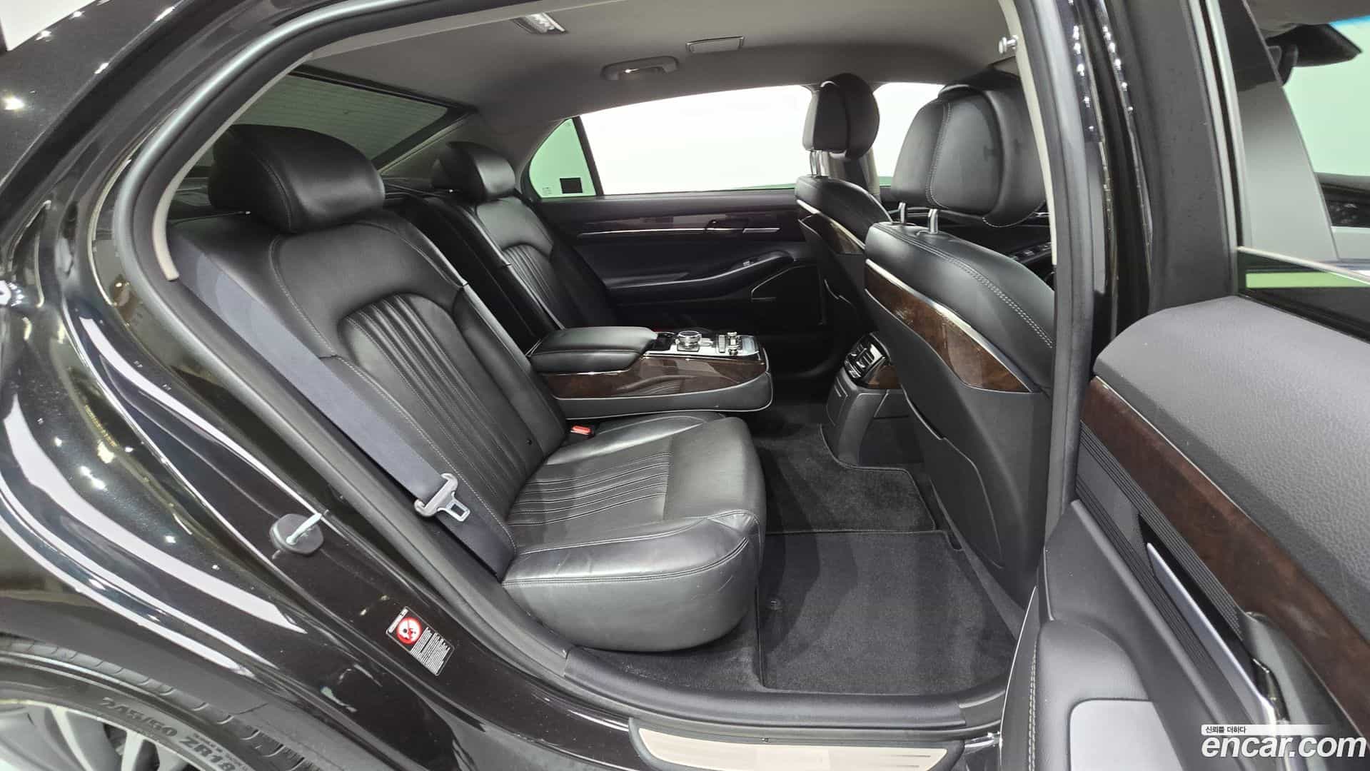 EQ900 Genesis 2017.6-OPTION-016