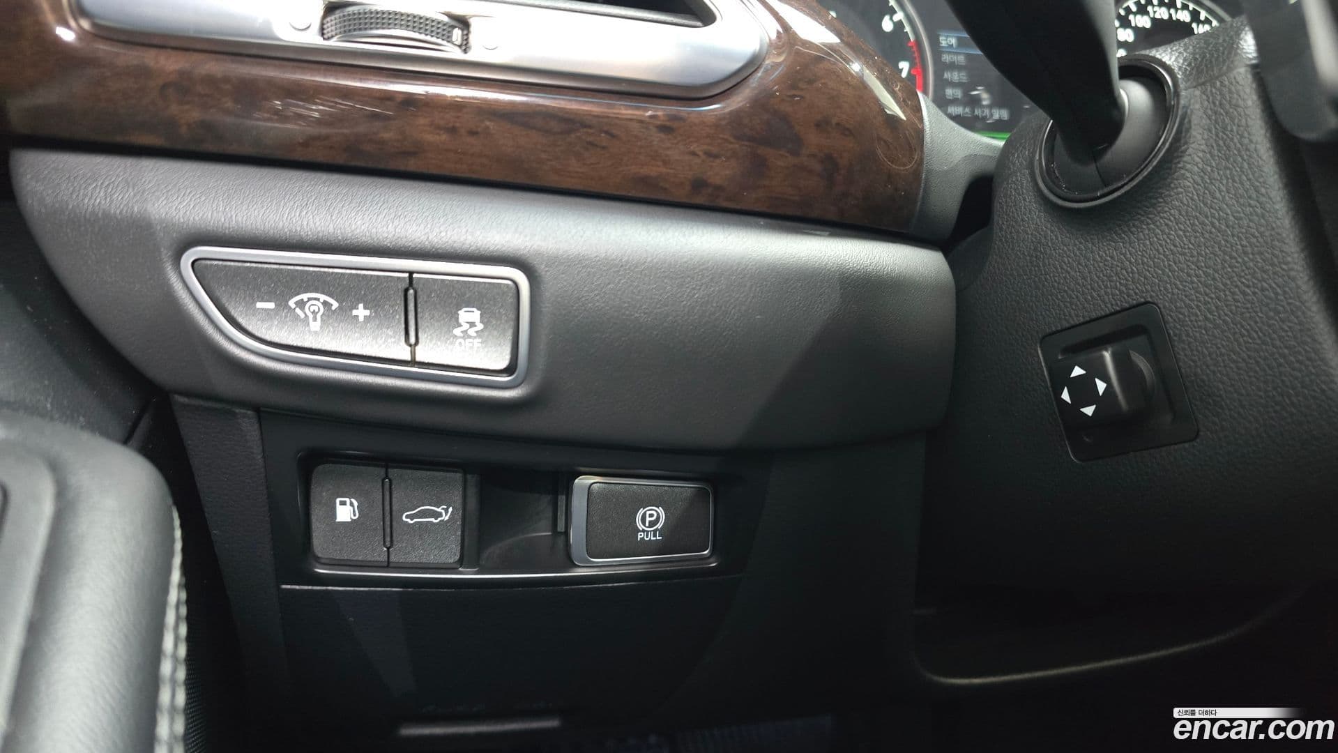 Main__Slider__Photo:EQ900 Genesis 2017.6-16