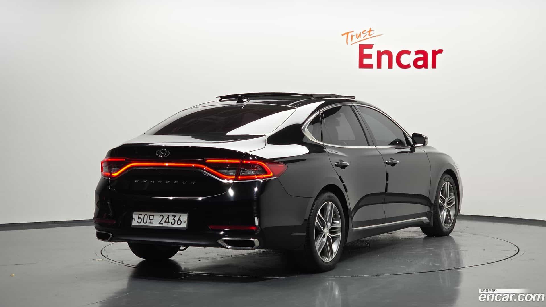 Grandeur Hyundai 2017.6-OUTER-002