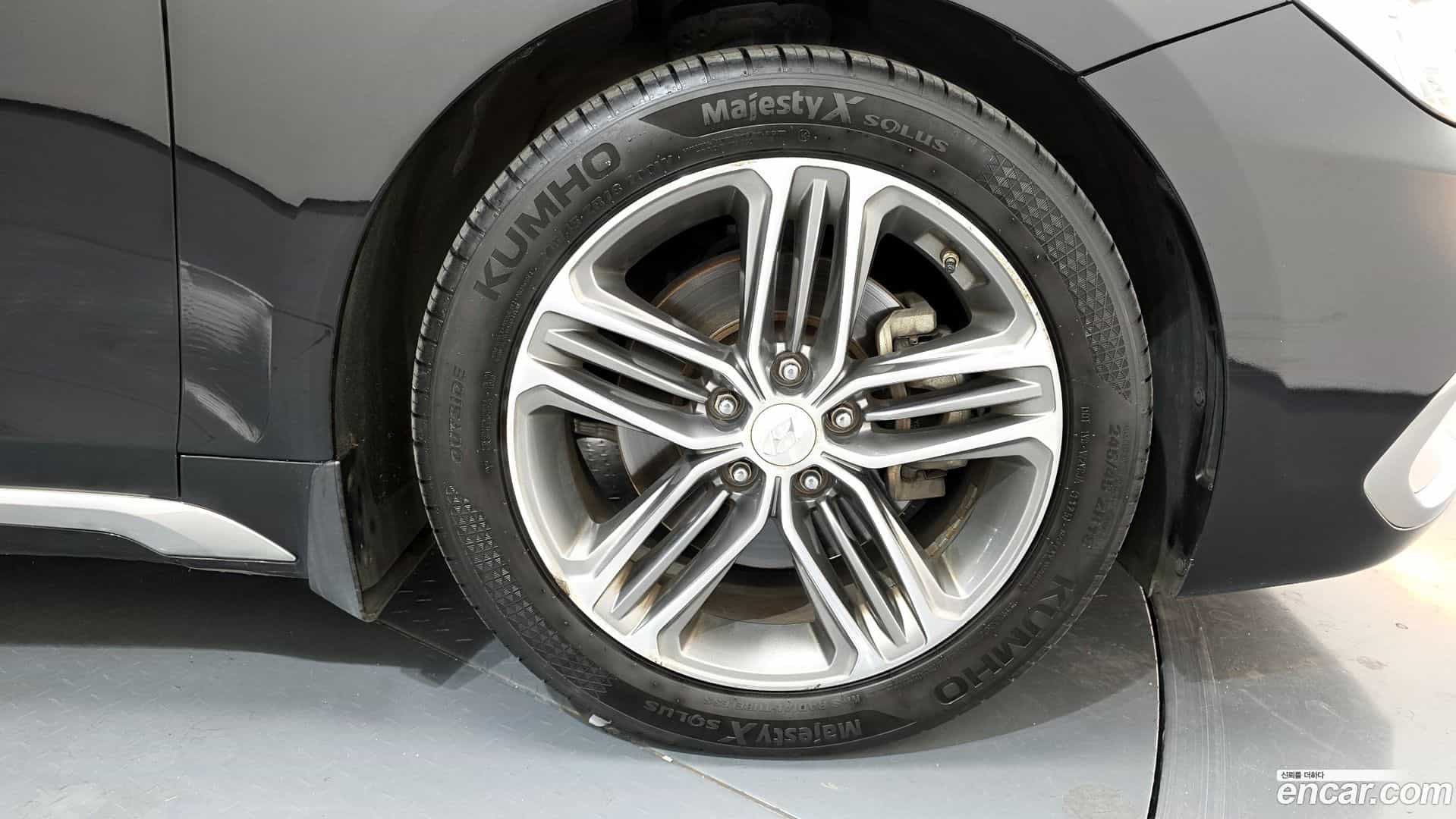 Grandeur Hyundai 2017.6-OUTER-005