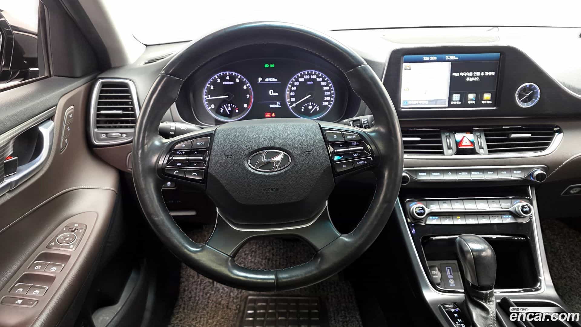 Grandeur Hyundai 2017.6-OPTION-017