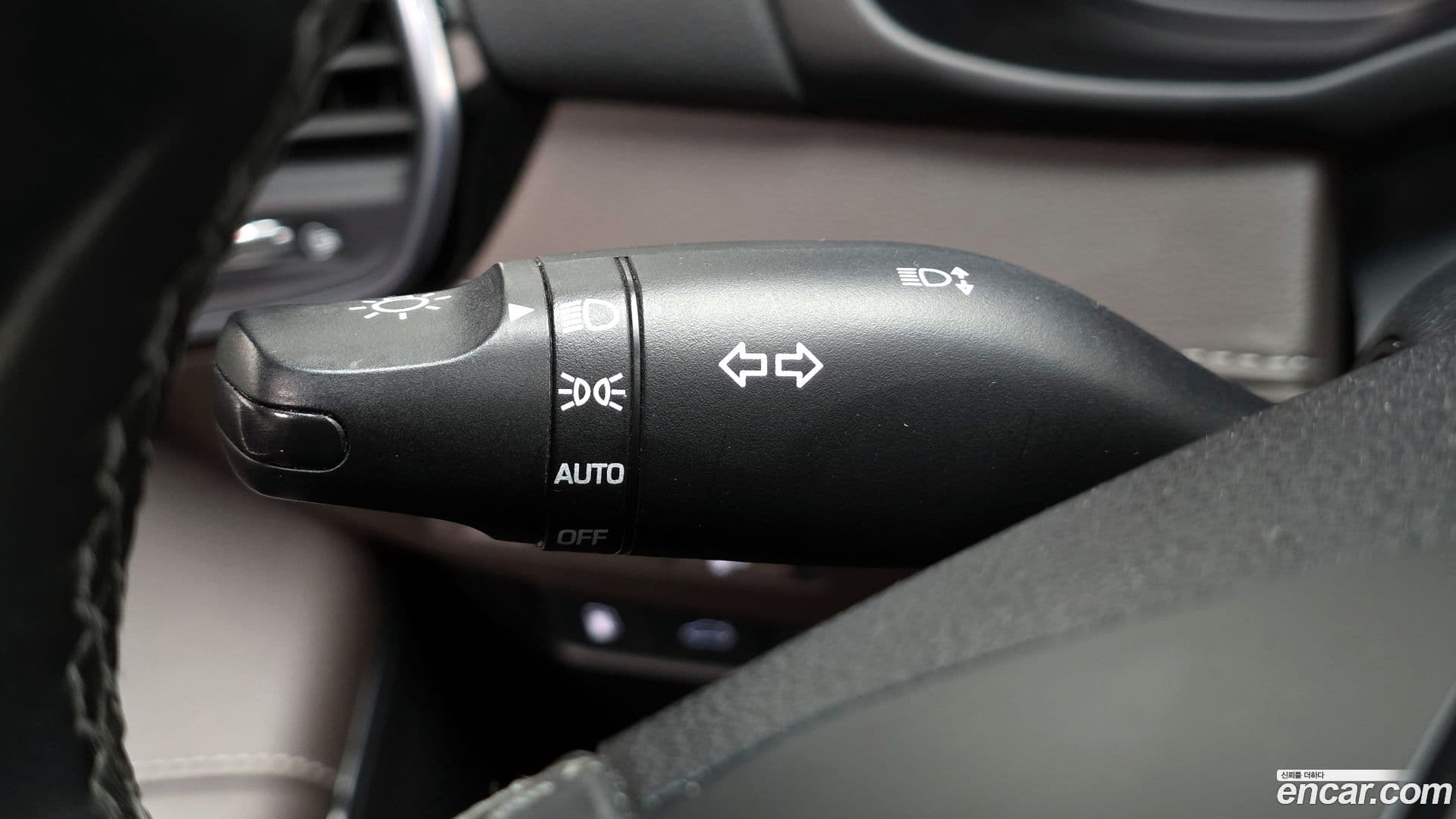 Main__Slider__Photo:Grandeur Hyundai 2017.6-16