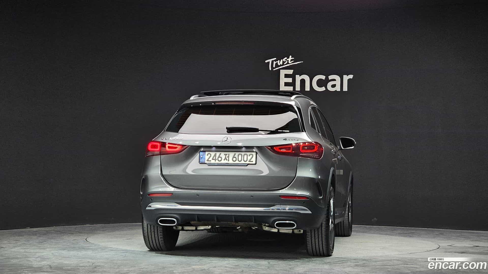 GLA-Class Mercedes-Benz 2020.8-OUTER-004