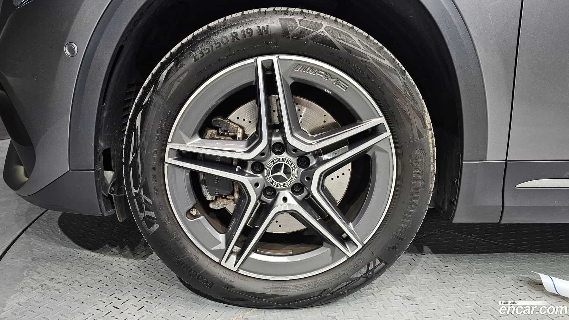 GLA-Class Mercedes-Benz 2020.8-OUTER-005