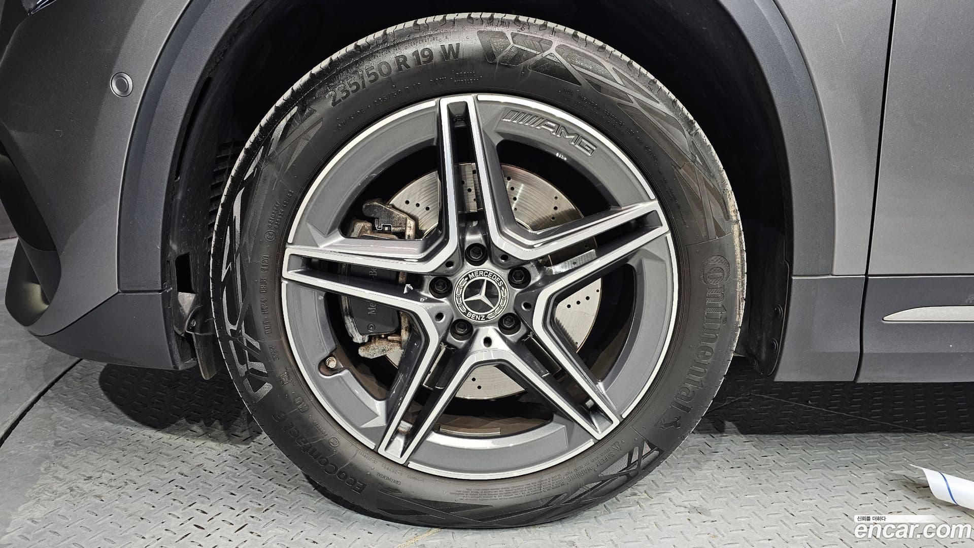 Main__Slider__Photo:GLA-Class Mercedes-Benz 2020.8-4