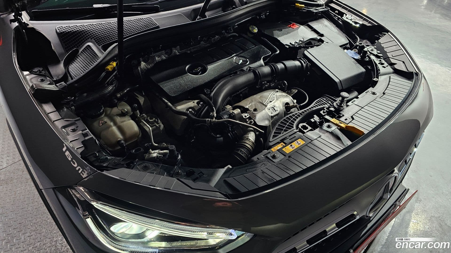 Main__Slider__Photo:GLA-Class Mercedes-Benz 2020.8-5