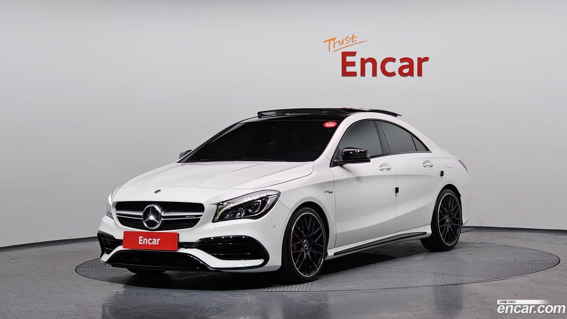 Main__Slider__Photo:CLA-Class Mercedes-Benz 2018.7-0