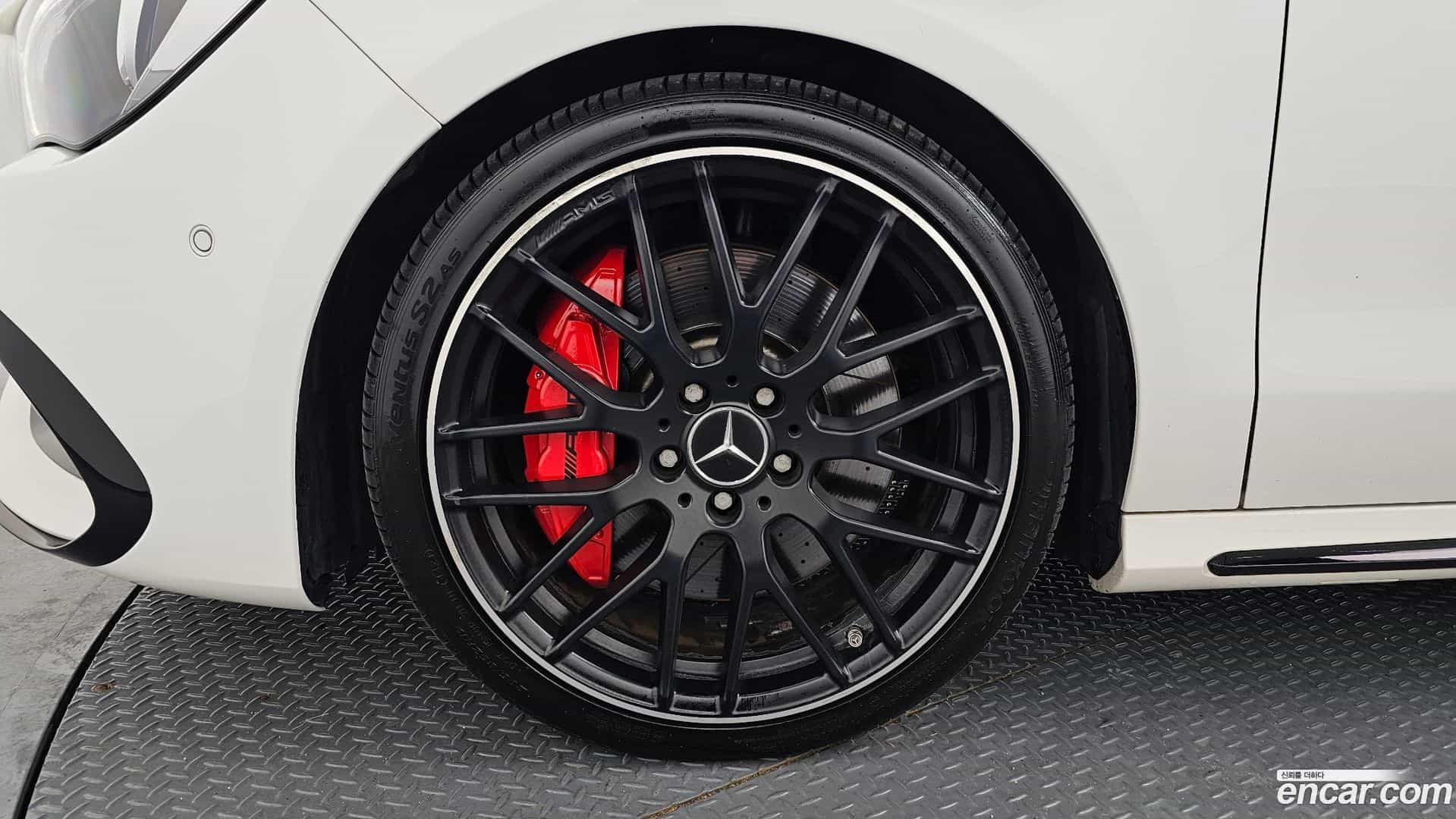 CLA-Class Mercedes-Benz 2018.7-OUTER-005