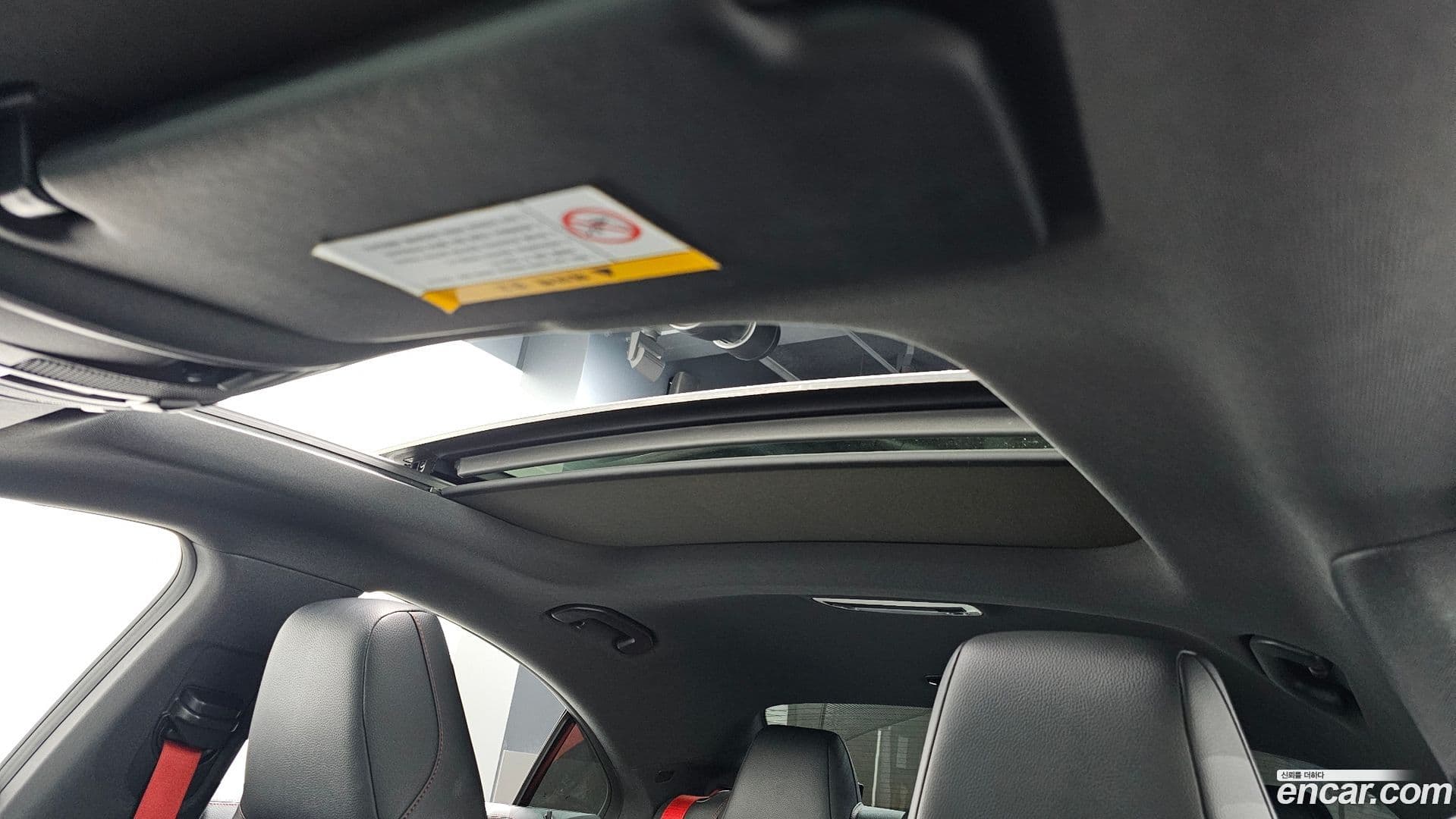 Main__Slider__Photo:CLA-Class Mercedes-Benz 2018.7-15