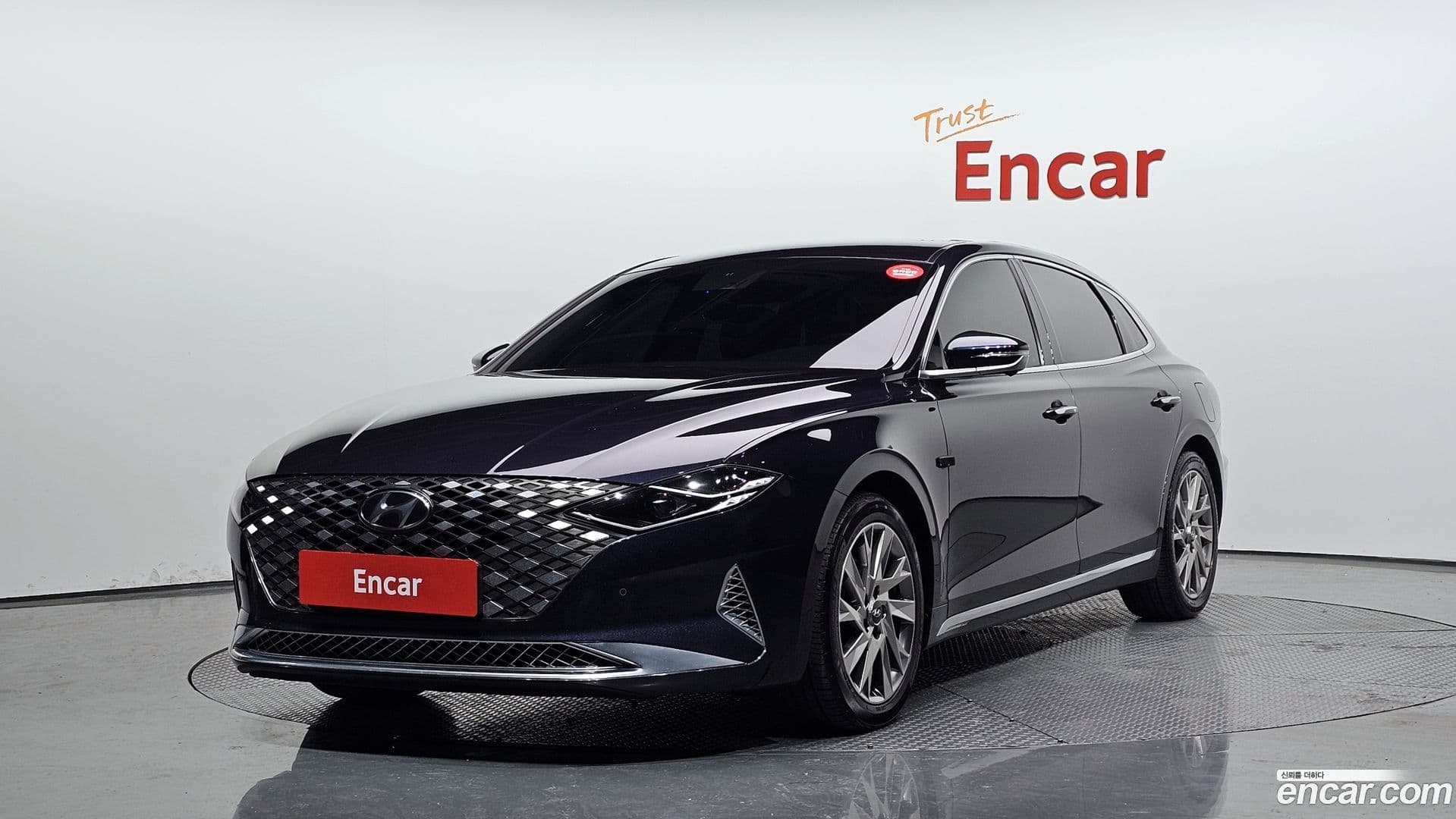 Main__Slider__Photo:Grandeur Hyundai 2020.0-0