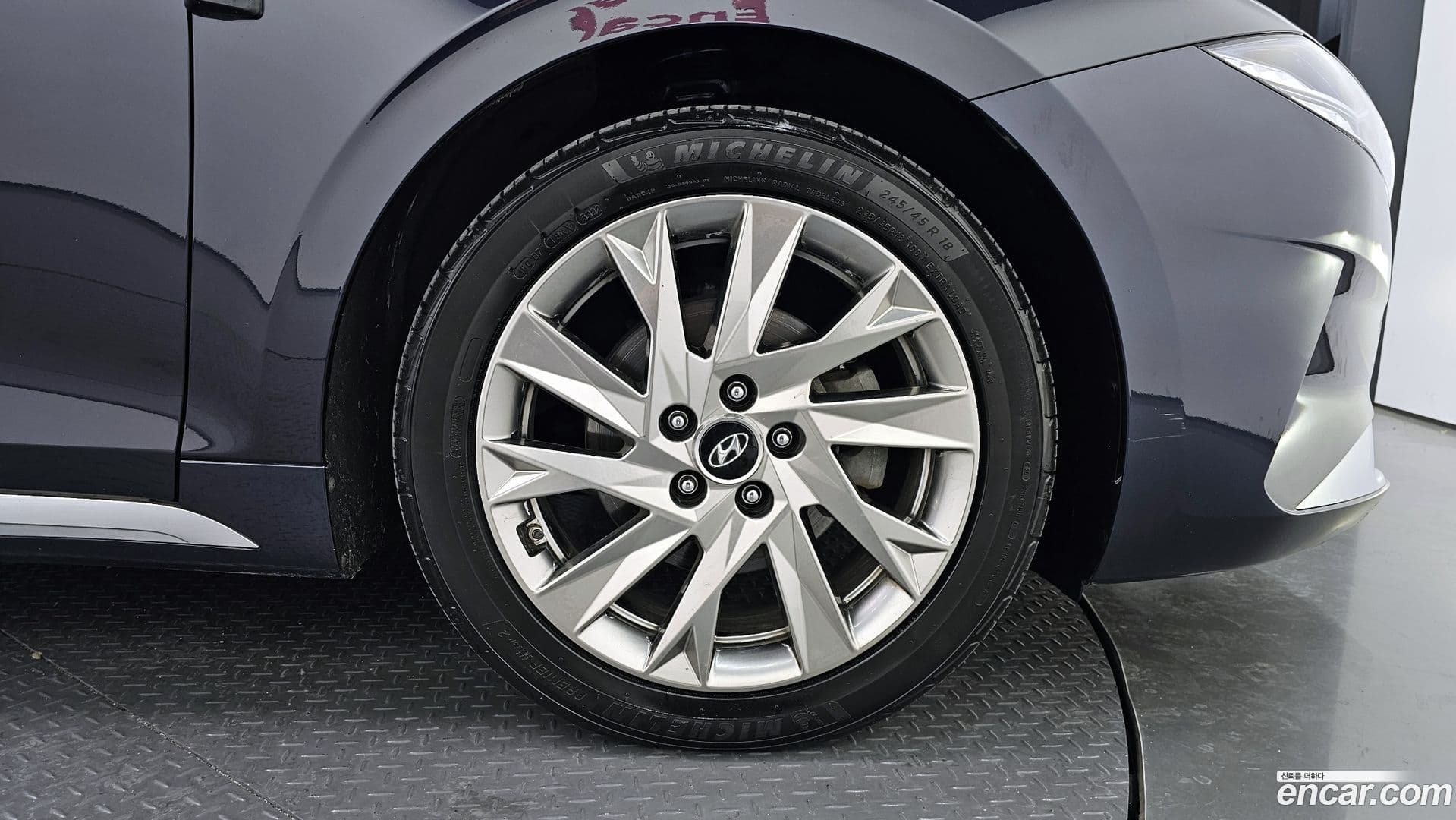 Main__Slider__Photo:Grandeur Hyundai 2020.0-4