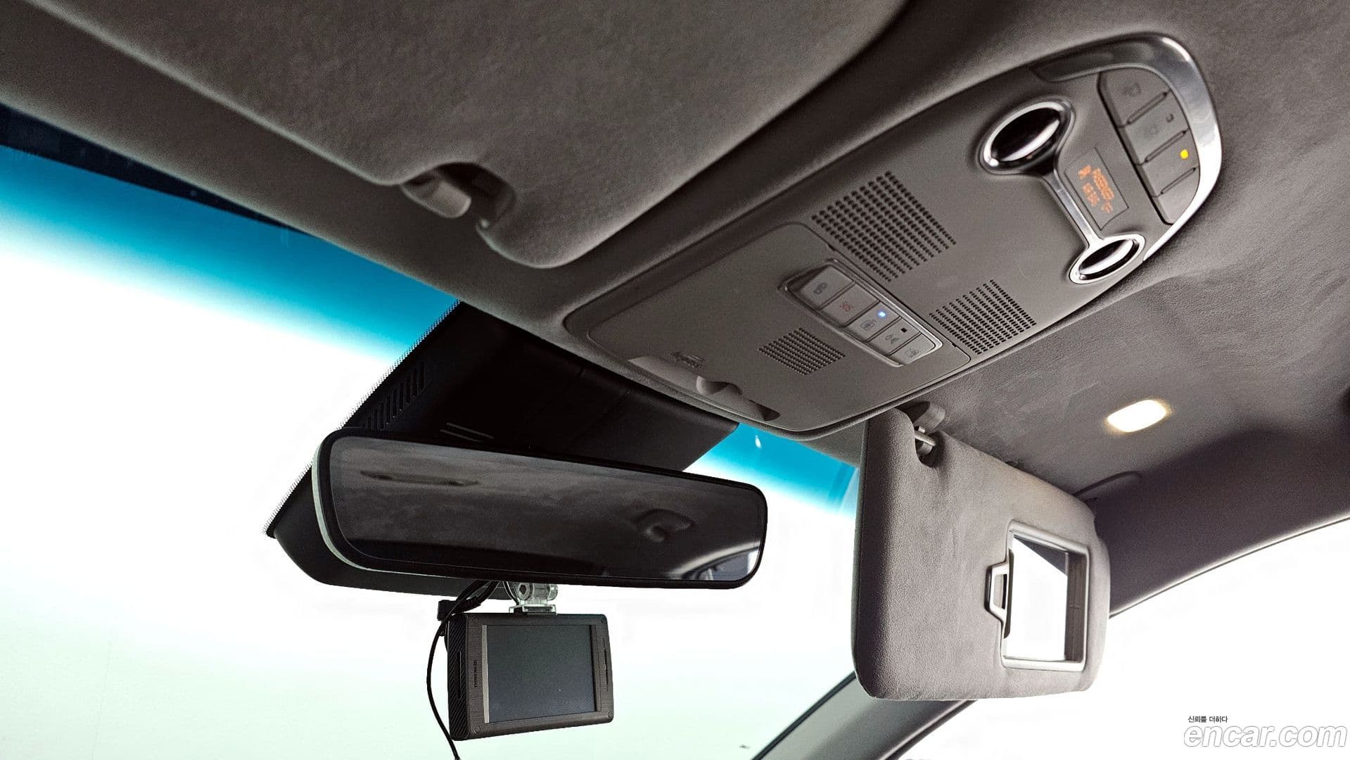 Main__Slider__Photo:Grandeur Hyundai 2020.0-19