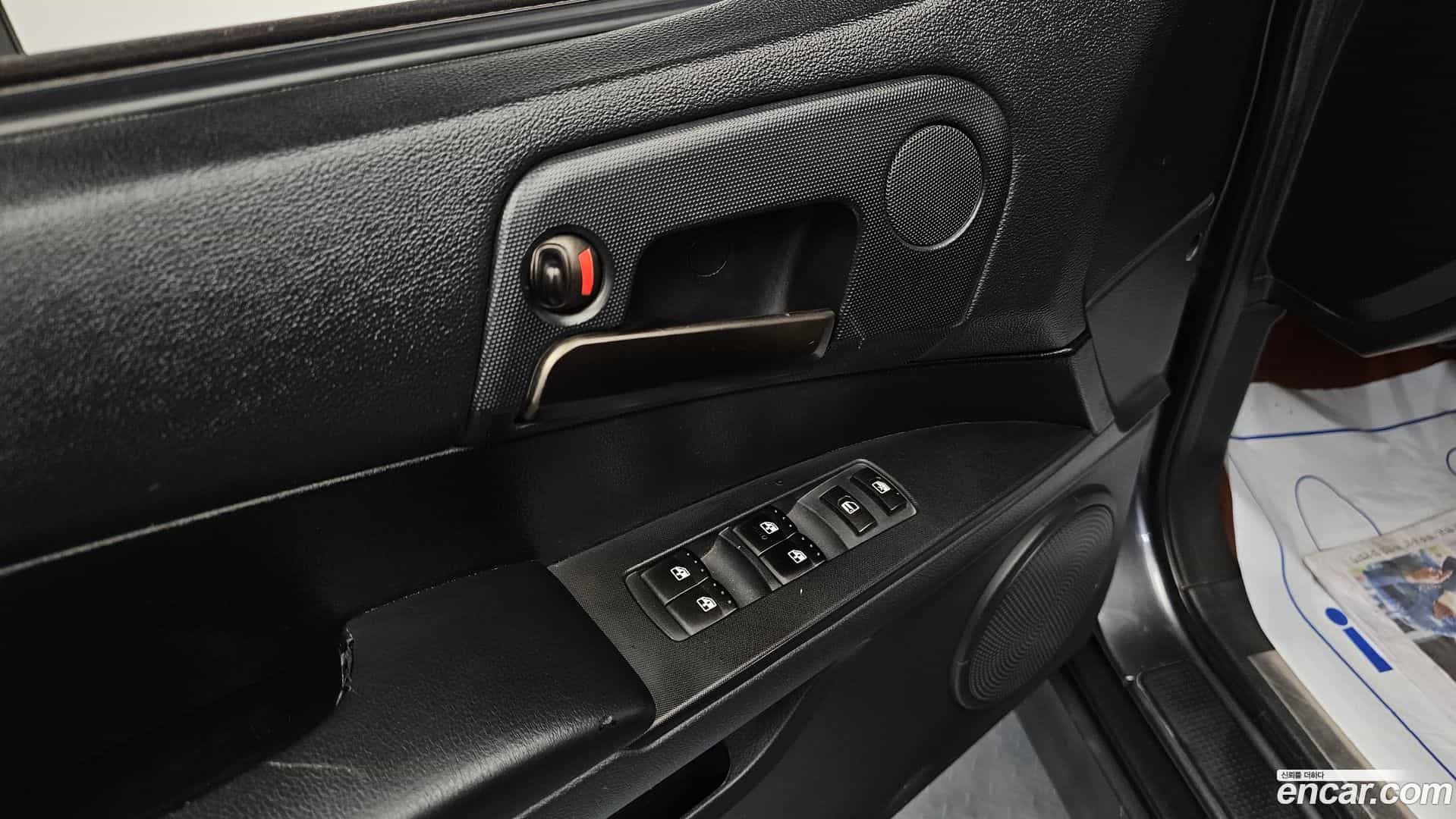 KORANDO KG_Mobility_Ssangyong 2013.7-OPTION-018