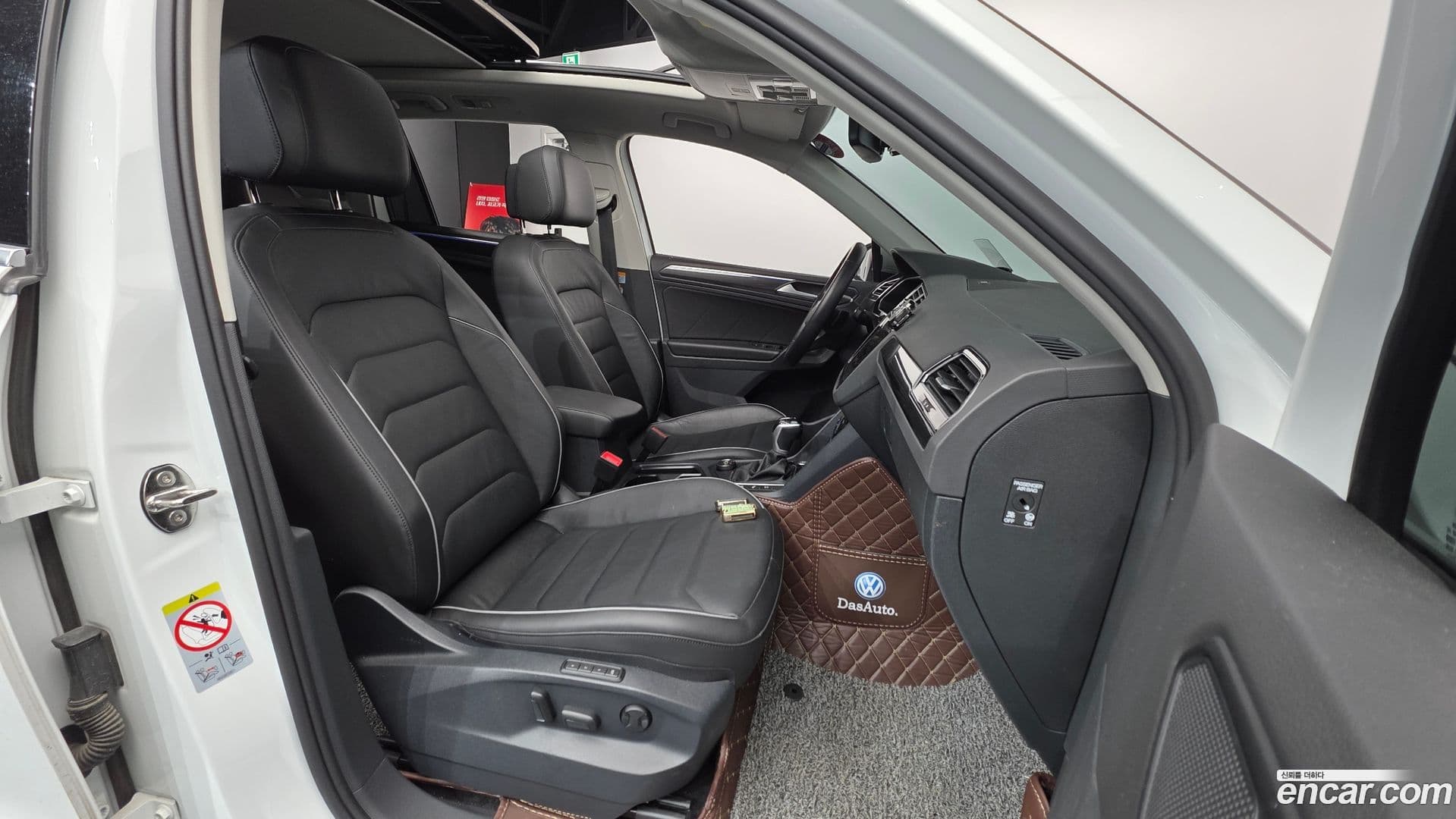 Main__Slider__Photo:Tiguan Volkswagen 2022.11-9