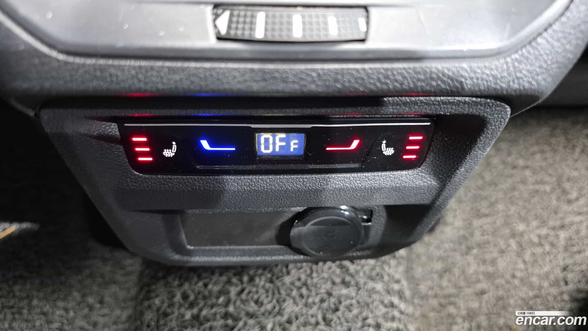 Tiguan Volkswagen 2022.11-OPTION-022