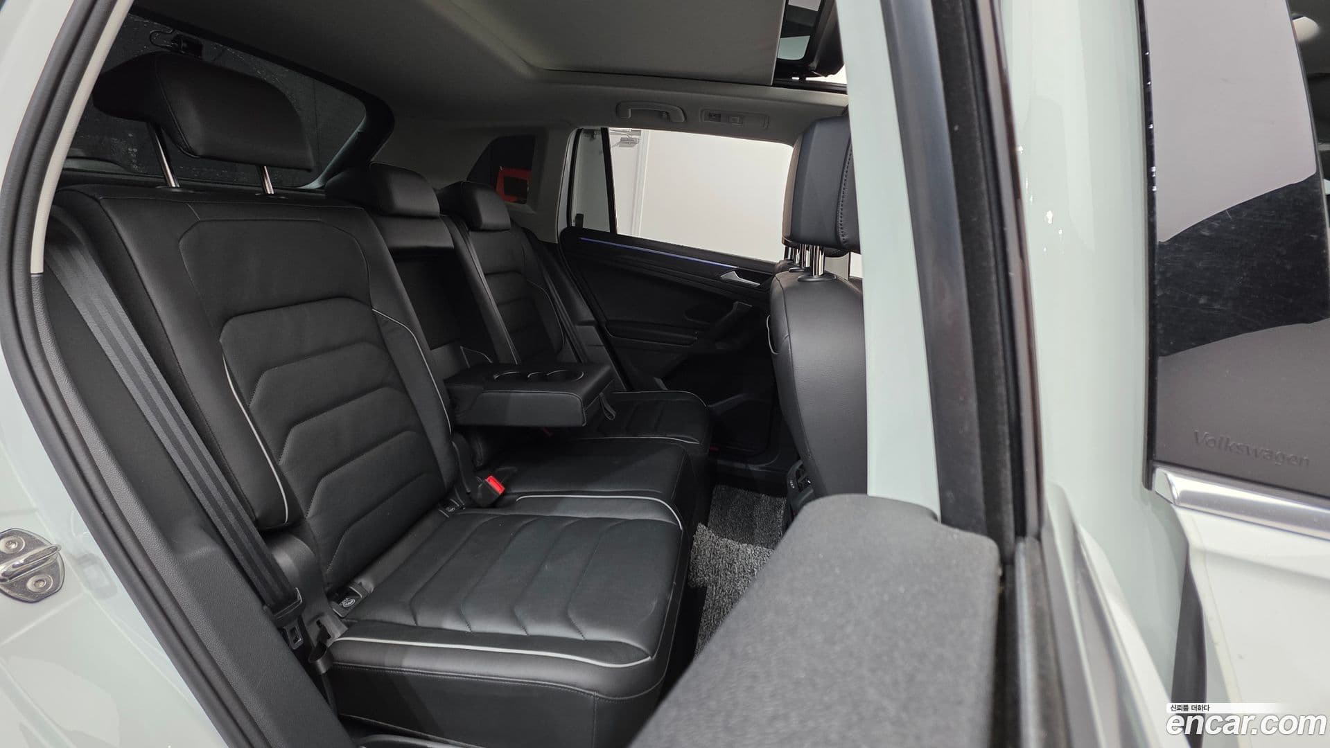 Main__Slider__Photo:Tiguan Volkswagen 2022.11-18