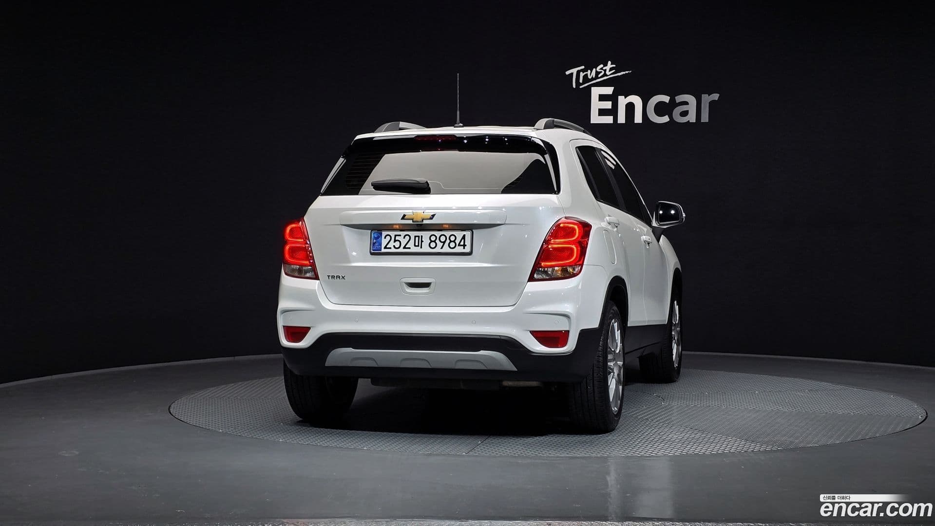 Main__Slider__Photo:Trax ChevroletGMDaewoo 2021.0-3