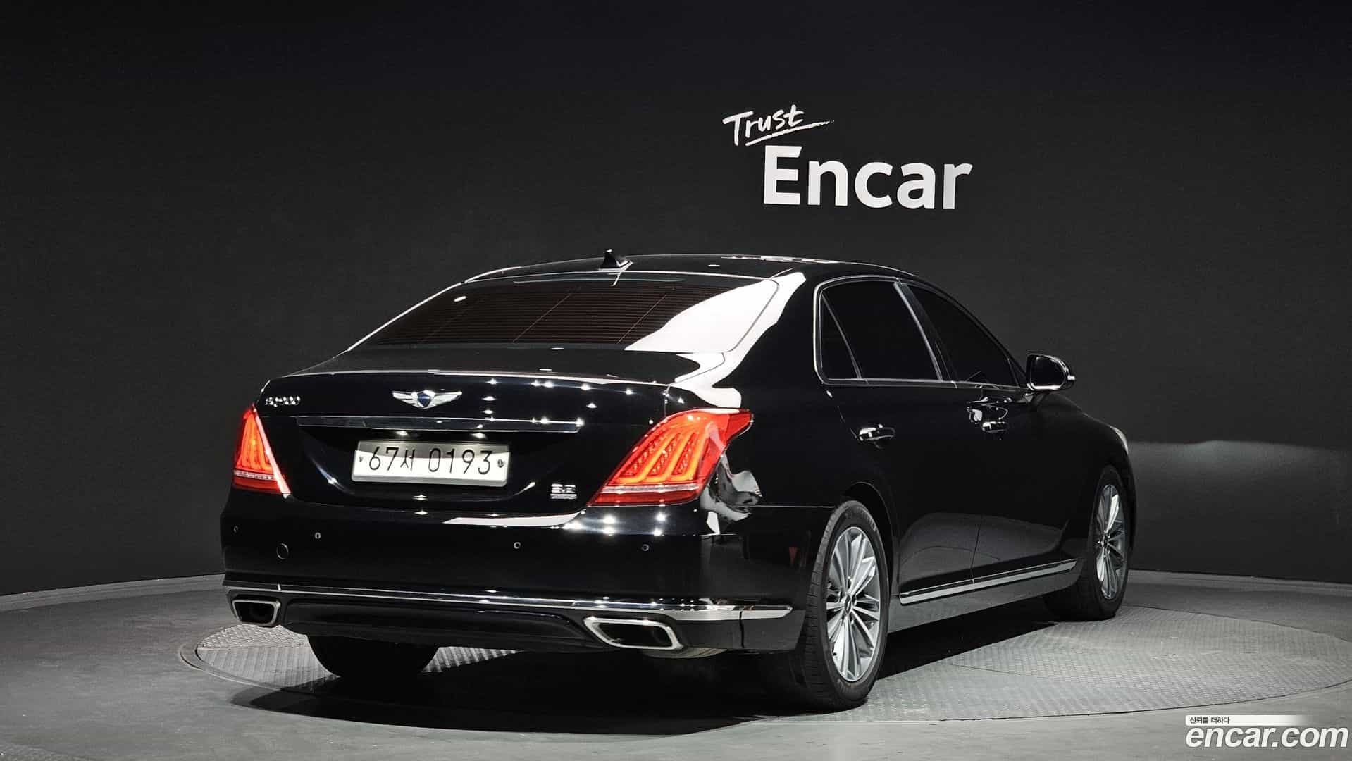 EQ900 Genesis 2016.2-OUTER-002