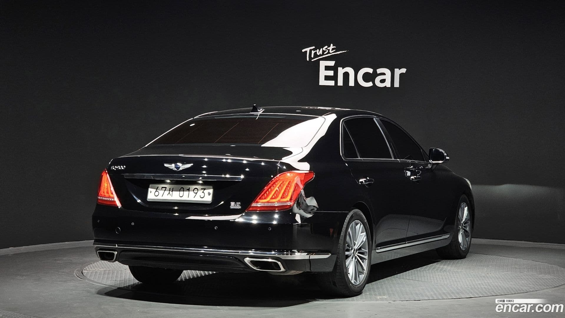 Main__Slider__Photo:EQ900 Genesis 2016.2-1