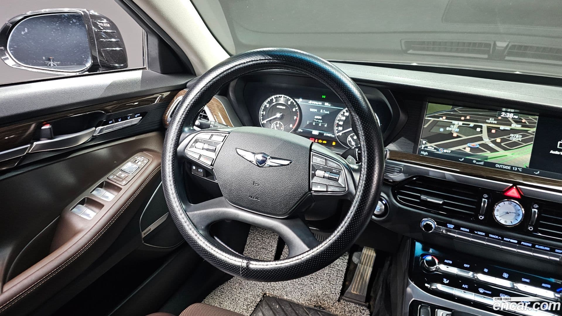 Main__Slider__Photo:EQ900 Genesis 2016.2-12