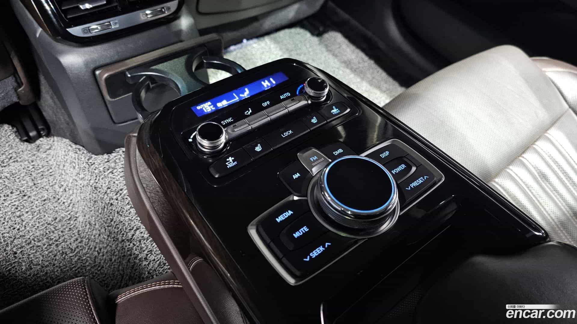 EQ900 Genesis 2016.2-OPTION-022