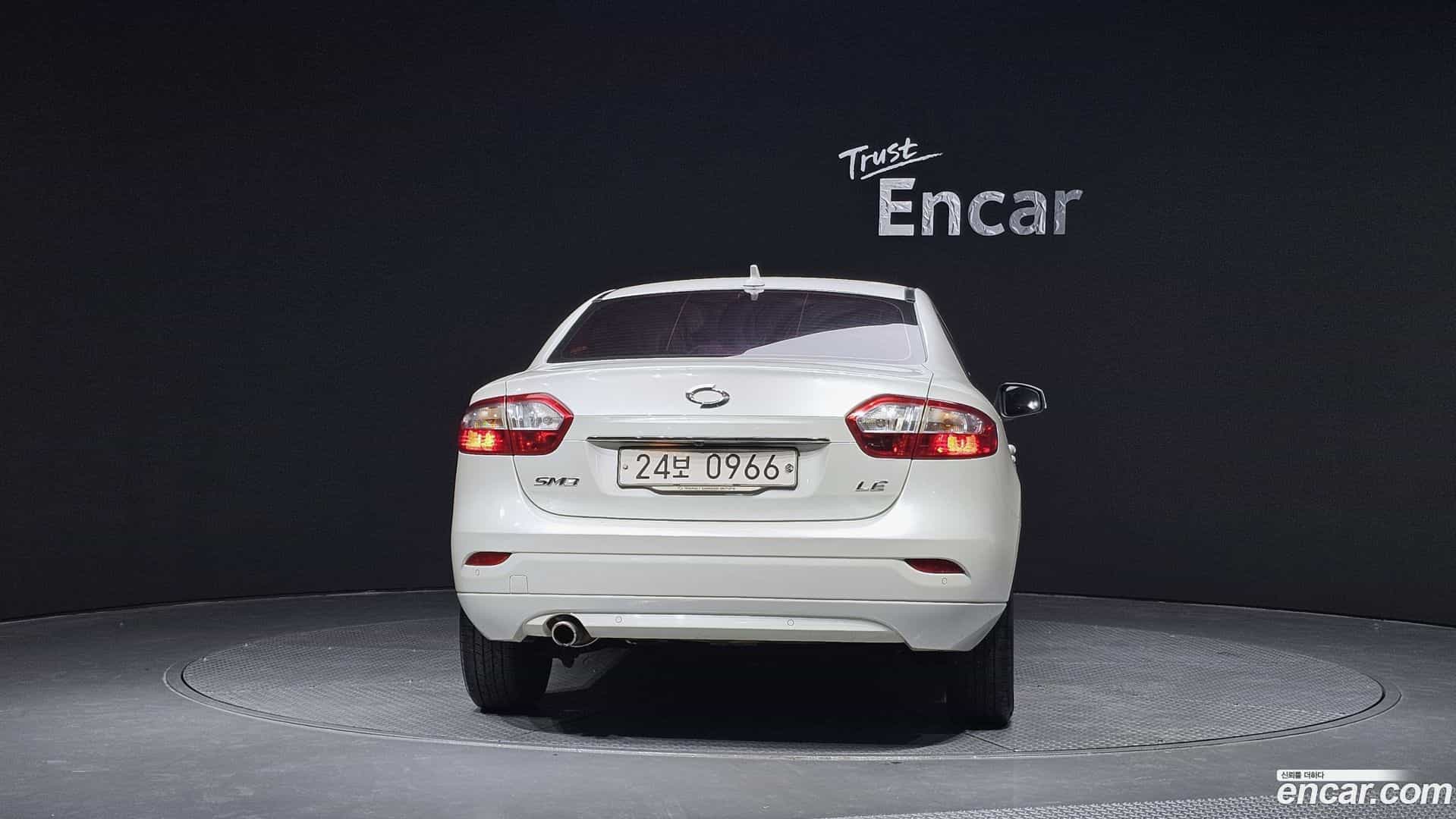 SM3 Renault-KoreaSamsung 2016.1-OUTER-004