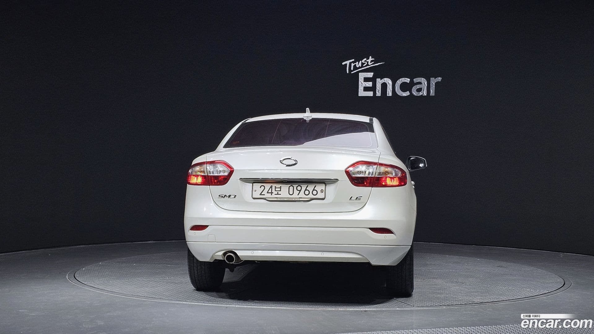 Main__Slider__Photo:SM3 Renault-KoreaSamsung 2016.1-3