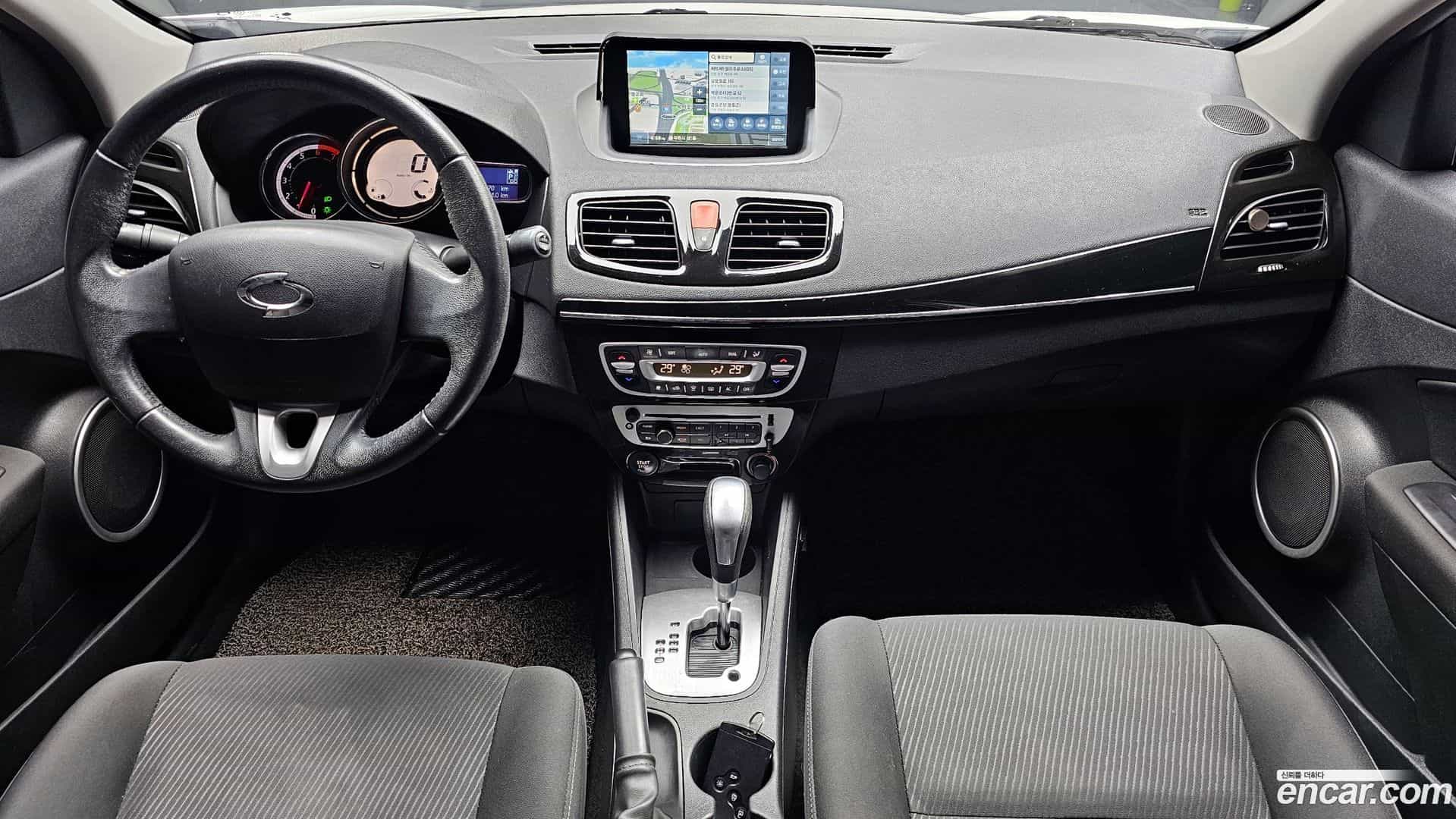 SM3 Renault-KoreaSamsung 2016.1-INNER-007